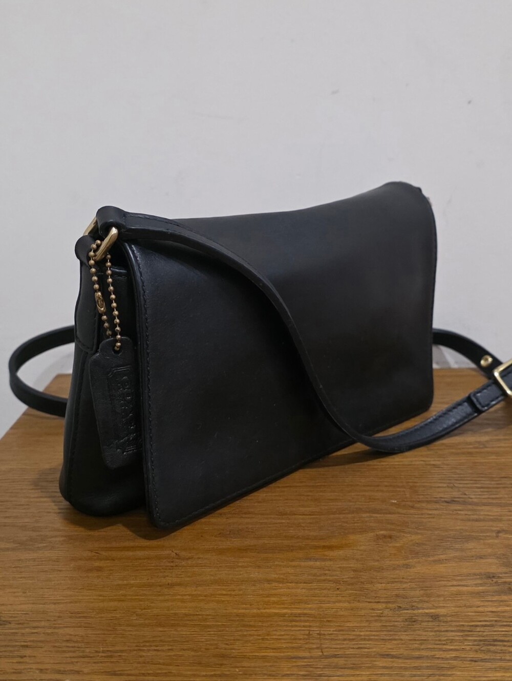Vintage Coach black Cowhide Leather Crossbody Bag